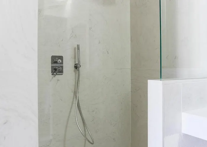 Taina La Merced Primero Muro *