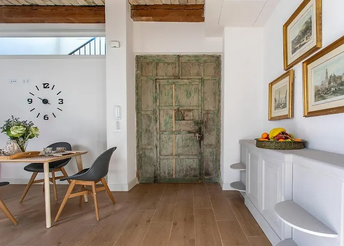 Апартаменты Taina La Merced Primero Muro